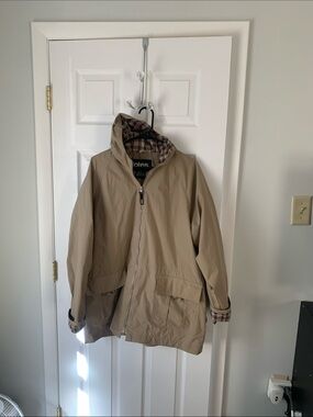 totes Beige Jacket with Plaid Lining and Hood